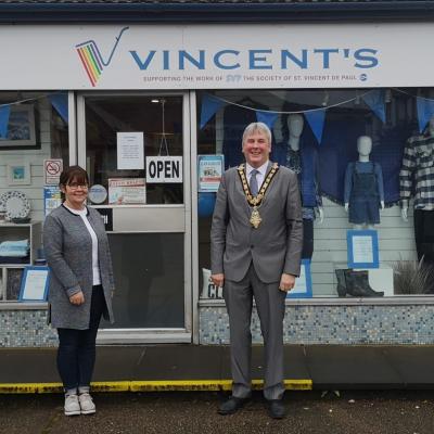 Mayor of Causeway Coast and Glens, Cllr Richard Holmes, is pictured during his visit to Vincent’s Cushendall in celebration of Second Hand September, with Eugene Graffin, SVP member, Mary McCurry, SVP Conference President, and Seana Lynn, Vincent’s Shop Manager. www.svp.ie